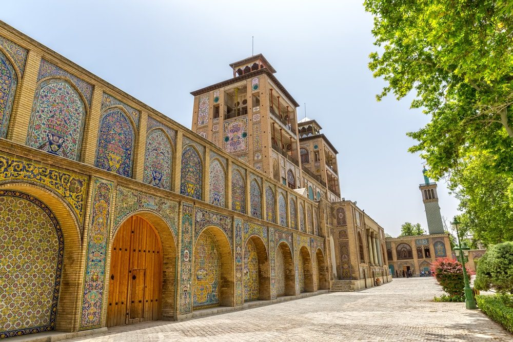 Lacný Irán
