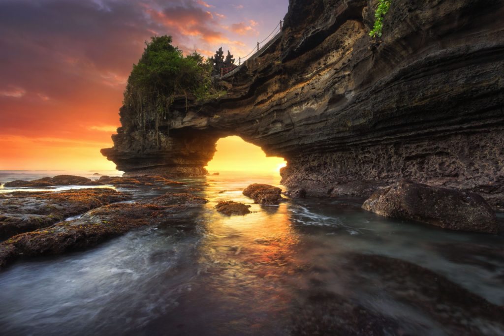 bali plaz skaly-min