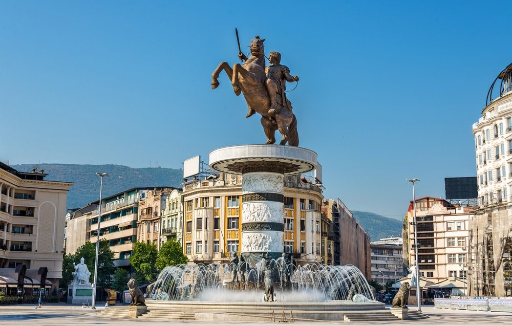 Bojovník na koni v Skopje