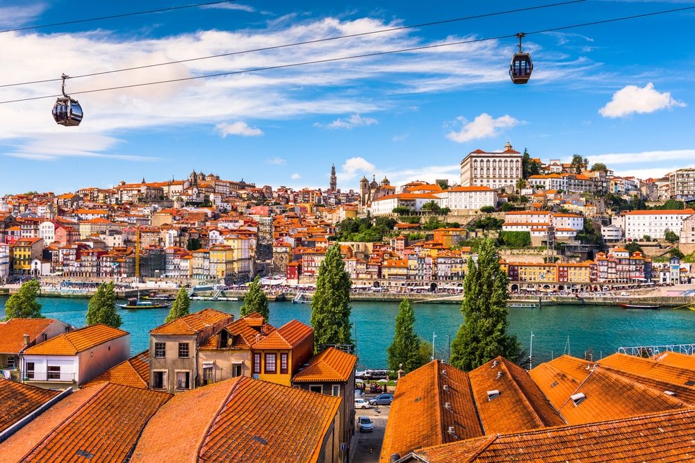 Lanovka cez mesto Porto