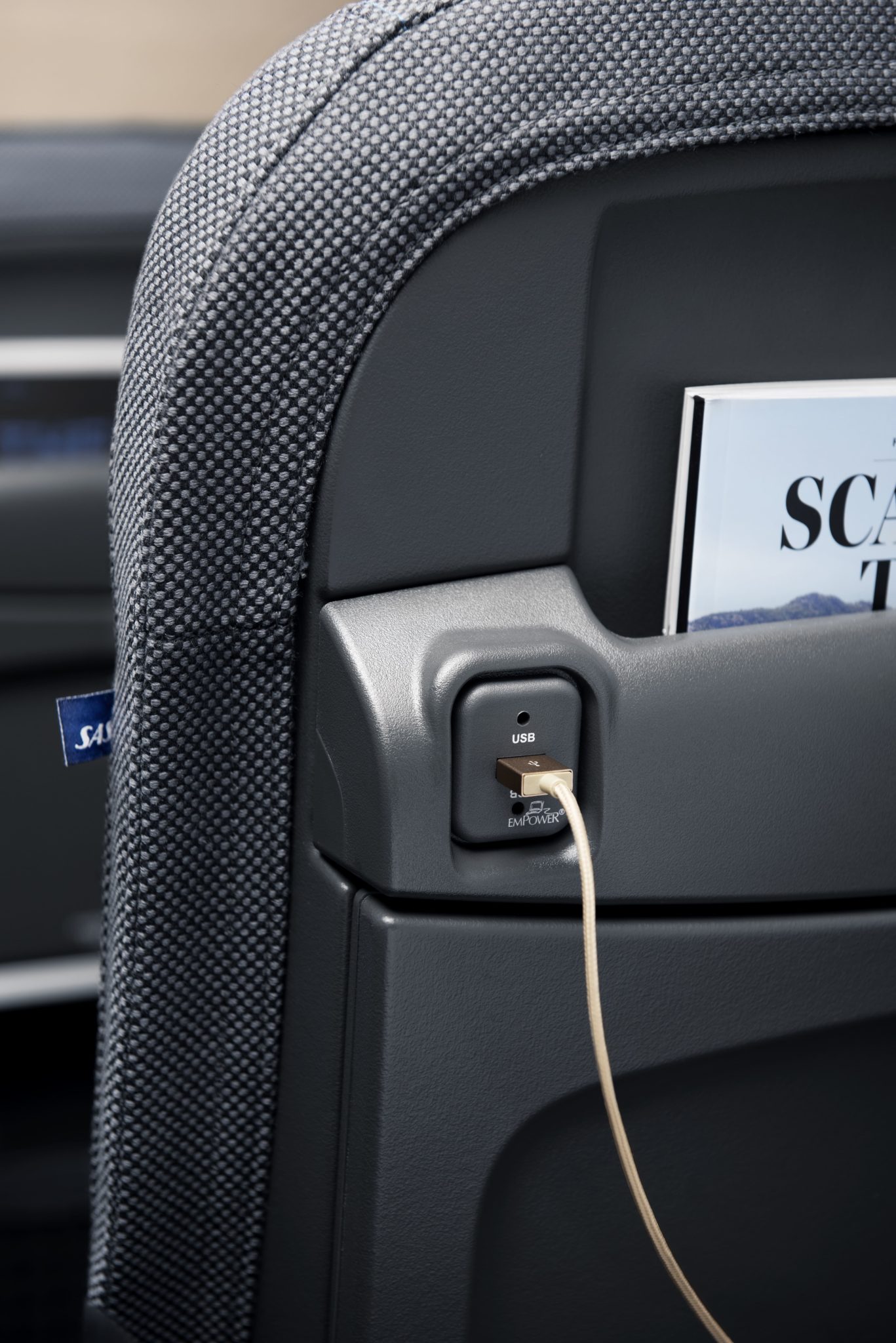 sas-a320neo-usb-min