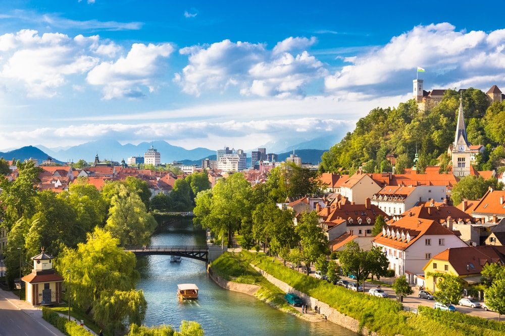 RegioJet už predáva lístky na vlak z Bratislavy aj do Ľubľany