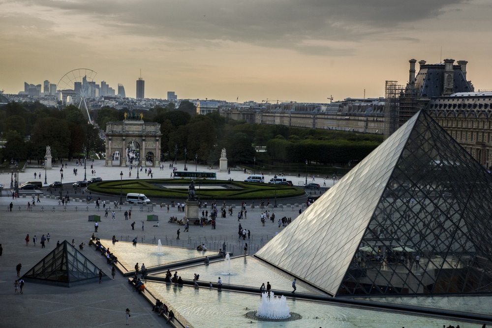 Louvre Päťstotisíc diel je online. Parížske múzeum Louvre zadarmo sprístupnilo celú svoju zbierku
