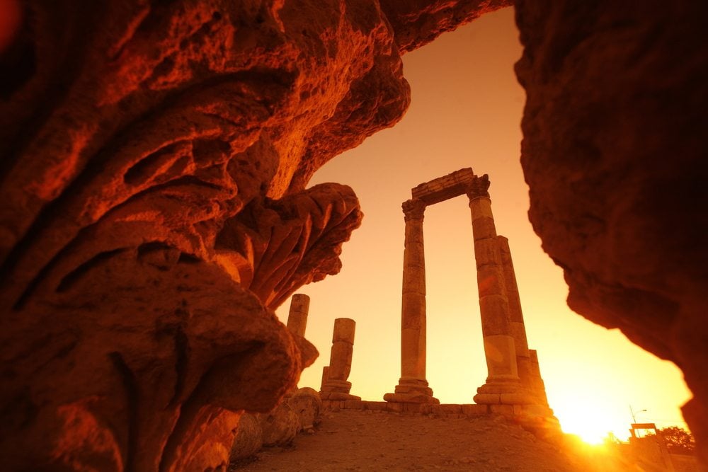 Amman-Jordansko Za bohatou históriou a dlhými plážami: Letenky do Jordánska od 61€ z Viedne!