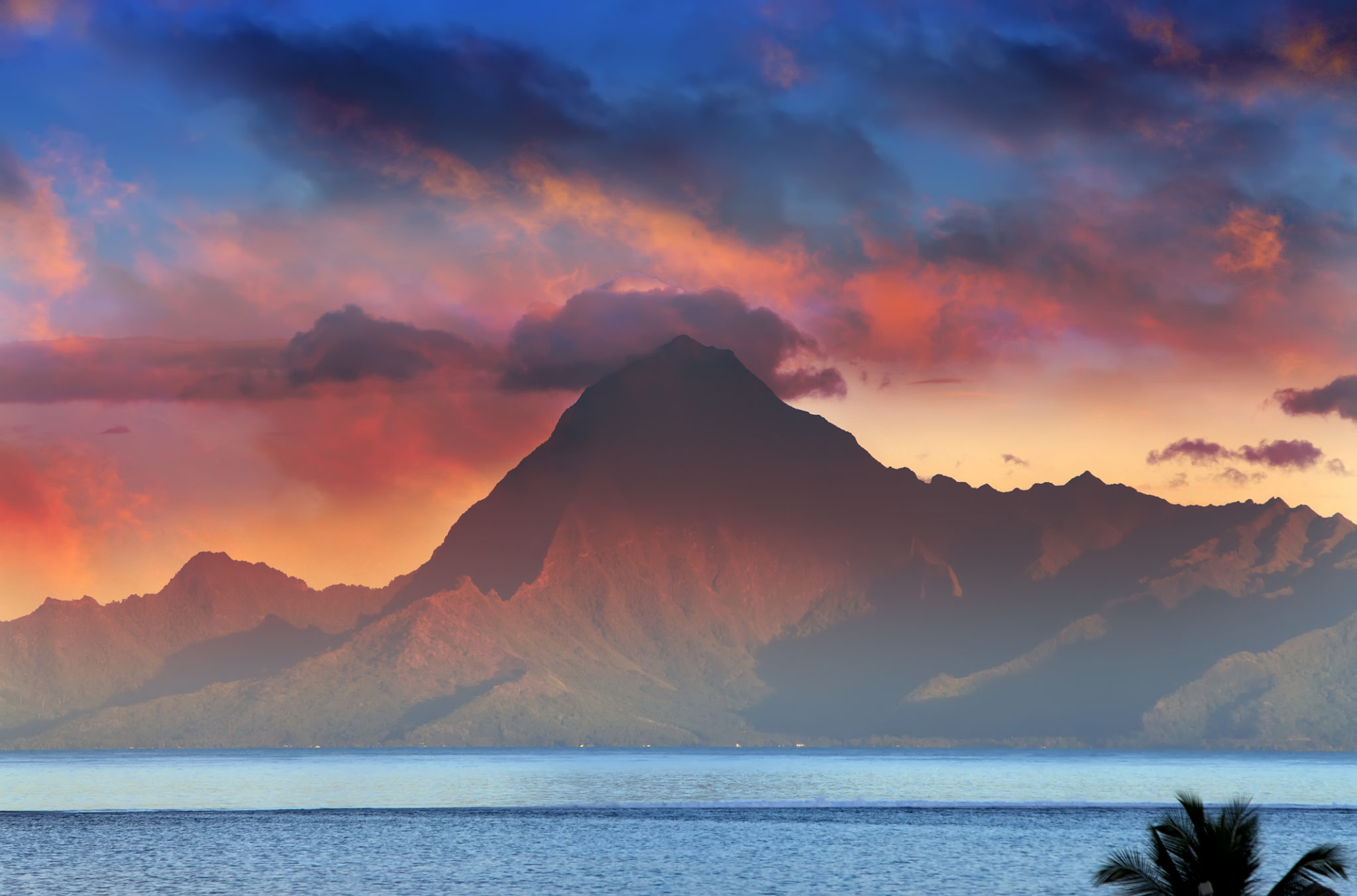 Viedeň – Kalifornia – Tahiti – Nový Zéland – Šanghaj – Viedeň za 1499€