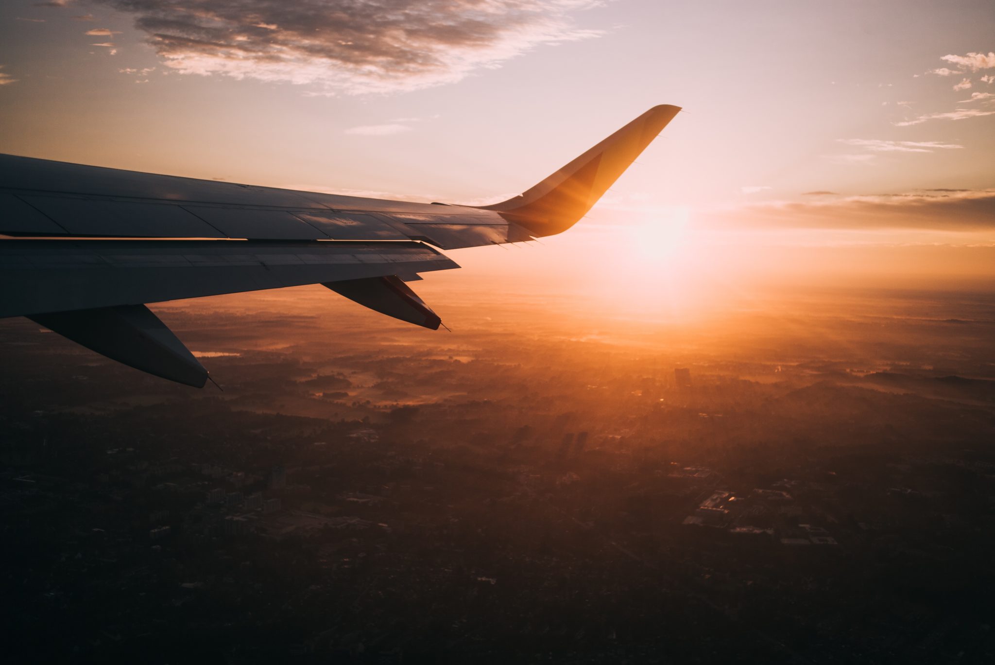 nils-nedel-386683-unsplash Zrušenie letenky (bez zakúpeného poistenia) – ako mám postupovať?