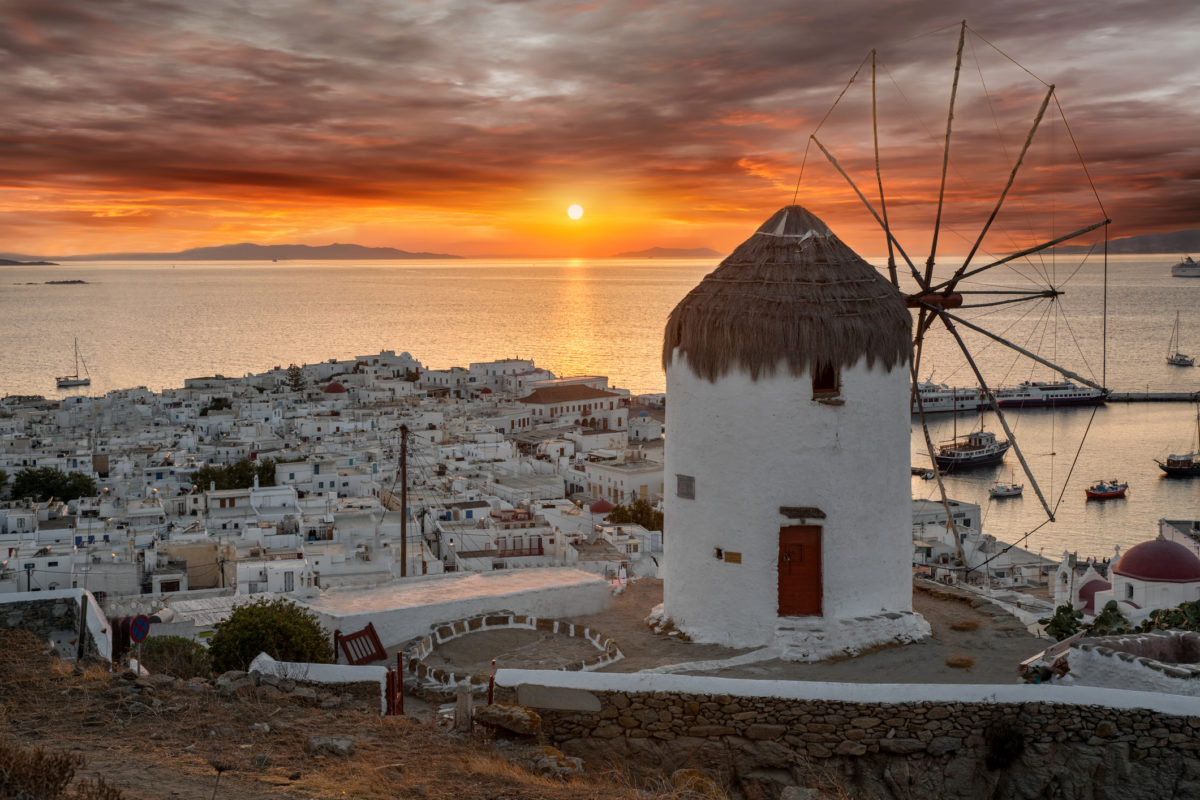 PONUKA DŇA: Mykonos s letenkami a hotelom za 199€!