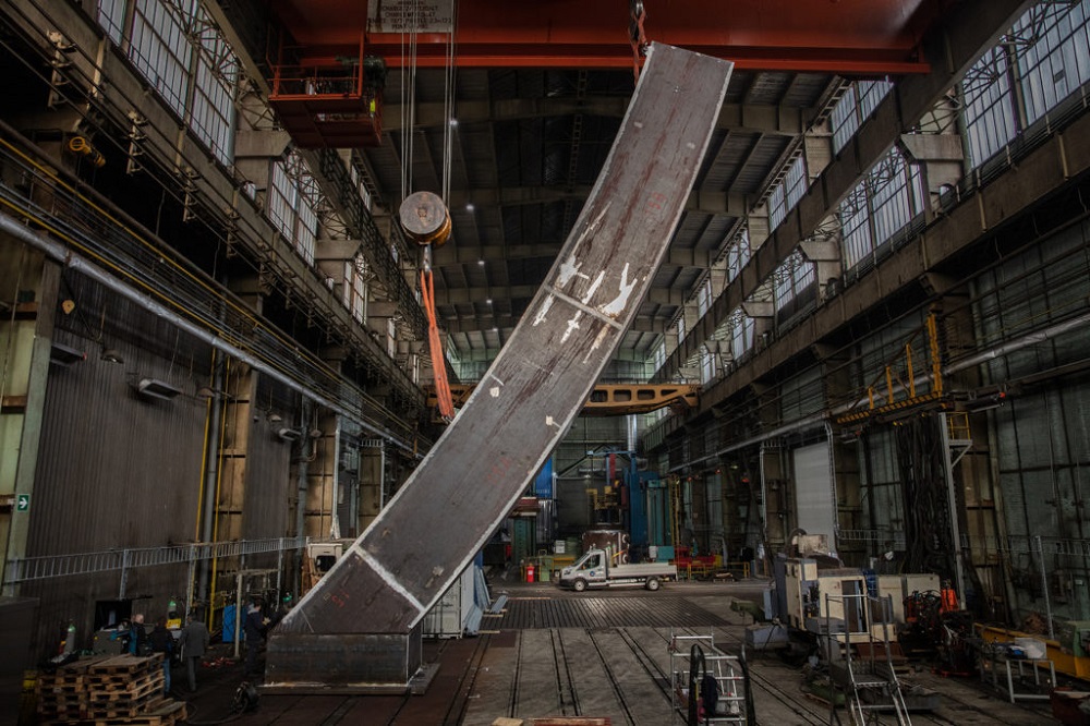 Bernar_Venet_Arc_Majeur_290719 Najväčšia umelecká socha Európy našla po 35 rokoch svoj domov v Belgicku