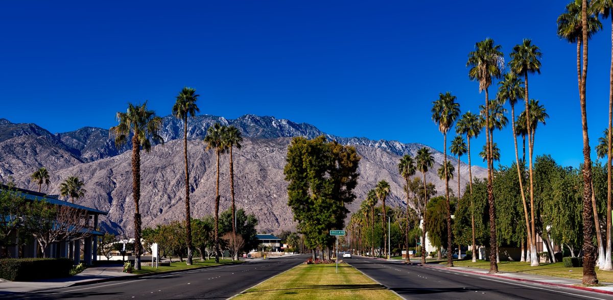palm-springs-1587288_1920 Čo sa oplatí navštíviť v slnečnom Palm Springs?