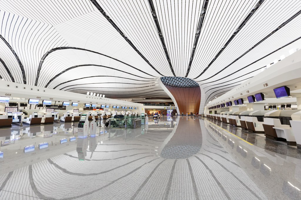 Beijing-Daxing-New-International-Airport-Terminal-in-China_GettyImages-1181323321 Nový terminál v Pekingu je veľký ako 98 futbalových ihrísk