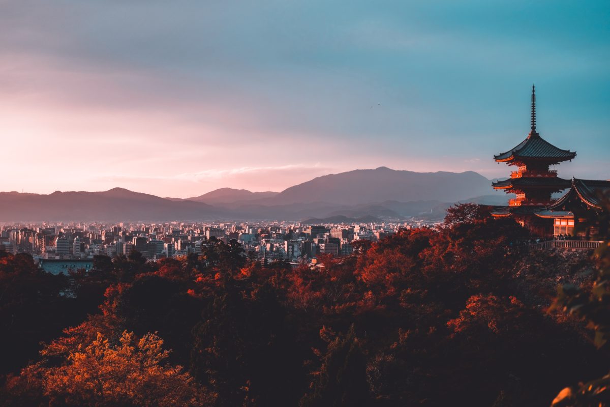 su-san-lee-E_eWwM29wfU-unsplash 10 unikátnych miest, pre ktoré sa oplatí navštíviť Japonsko (letenky od 519€)