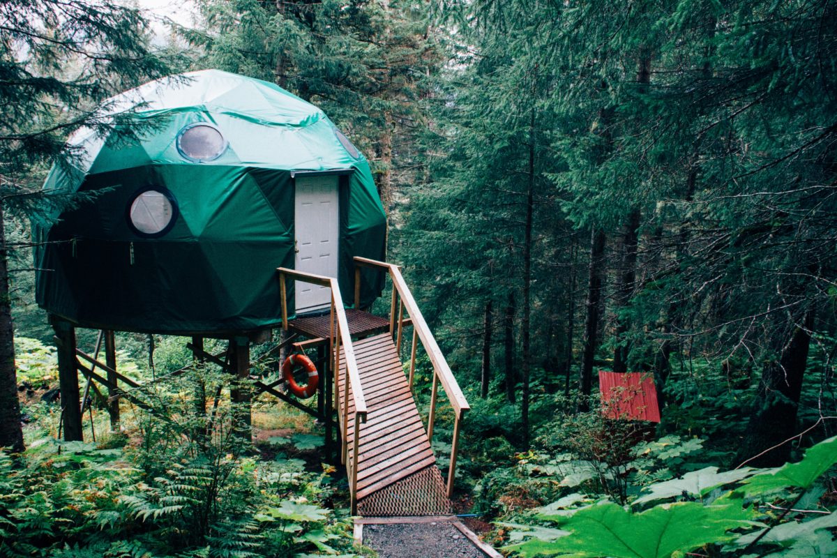Najnovší trend v ubytovaní? Glamping. Pozri si TOP ubytovanie z celého sveta