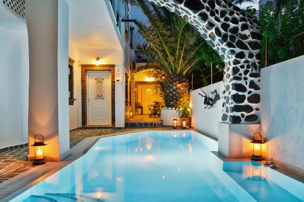 35639290 PECKA DŇA: Veľká noc na Santorini? Letenka a hotel 249€