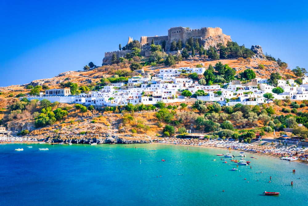 Rhodos: more, paláce aj Motýlie údolie. Rezervuj letenky na leto od 85€!