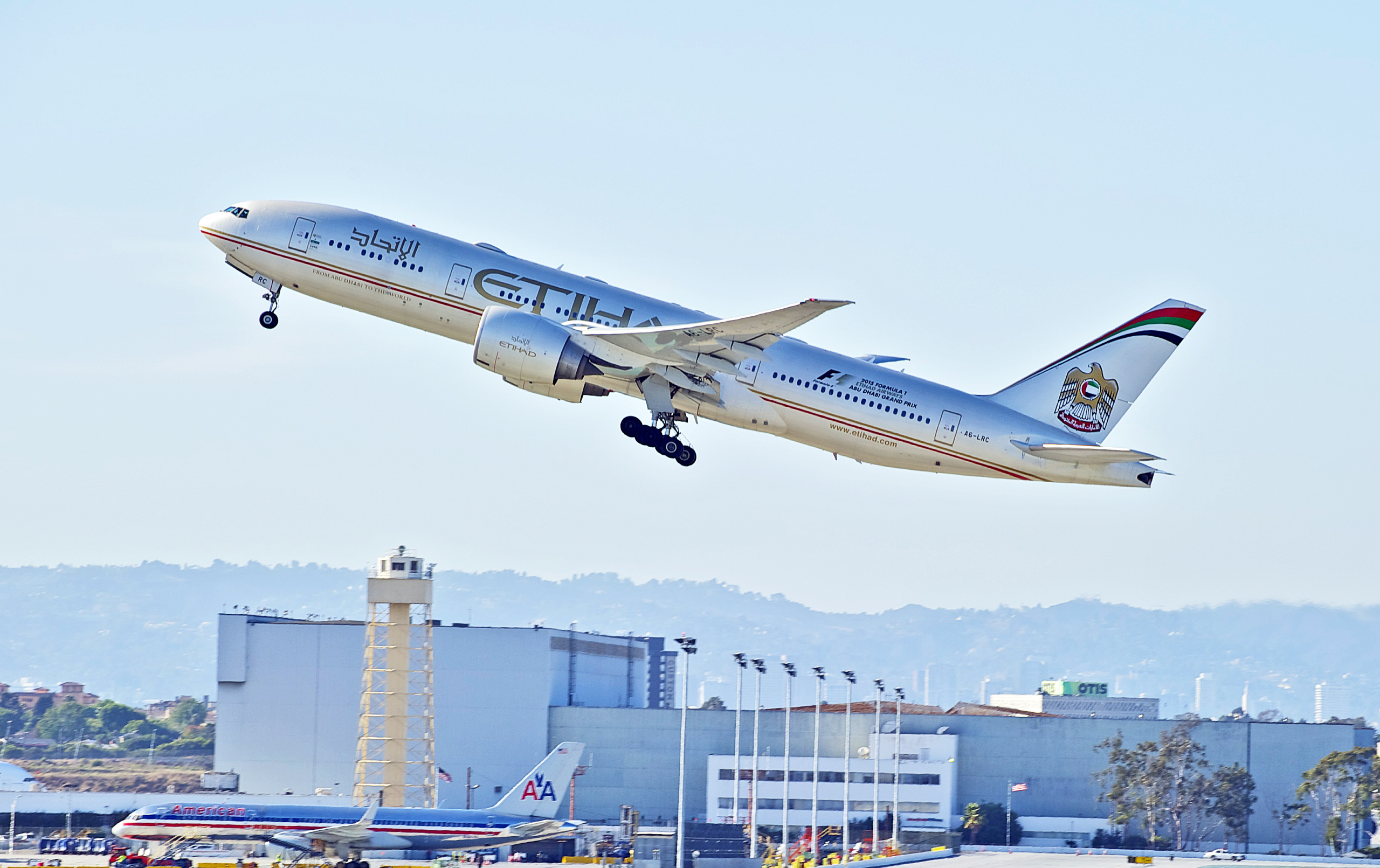 etihad airways Z Viedne do Abu Dhabí a späť. Etihad Airways začnú lietať ešte tento rok