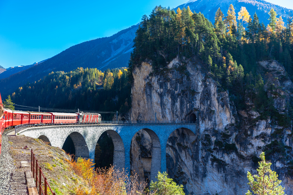 bernina express 7 najkrajších virtuálnych vlakových ciest