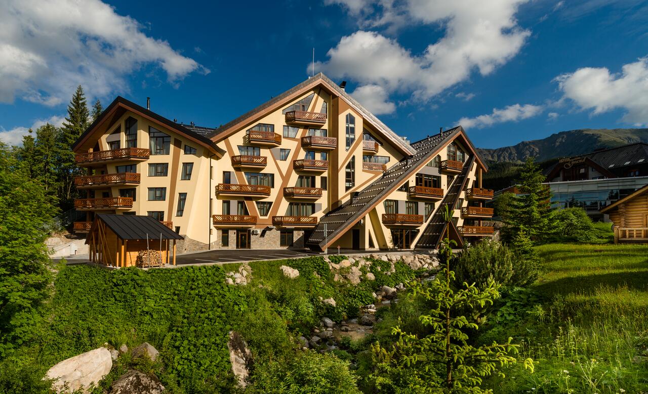 PECKA DŇA: 3 dni v luxusnom 4* Hoteli Pošta od 99€. Raňajky, deluxe izba, lanovka a wellness!
