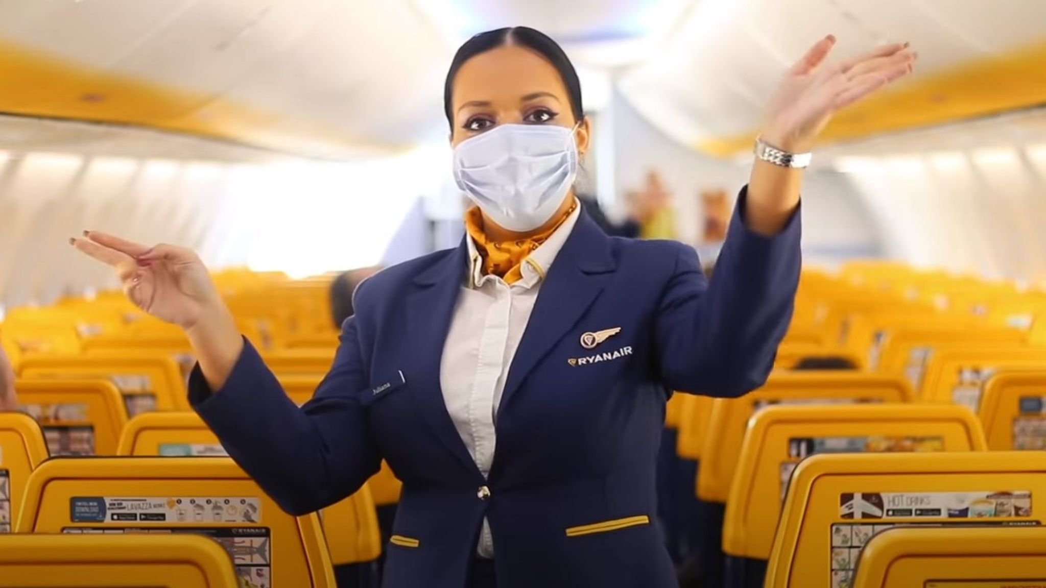280273638_7426217604117461_2053978845403574320_n Ryanair ruší od pondelka 16. mája rúška a respirátory na palube, zostanú len na pár linkách