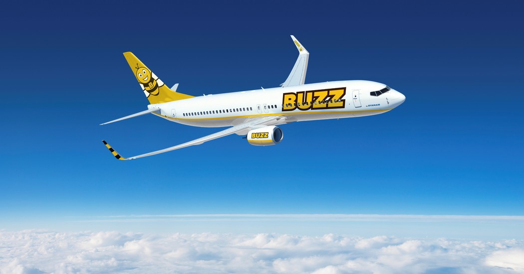 buzz Aerolinky Buzz spustia z Prahy nové spojenia. Chcú využiť krízu Smartwings