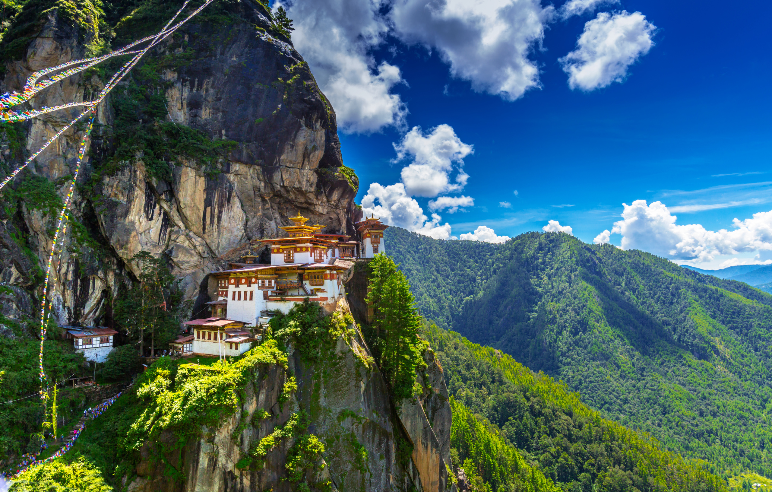 bhutan Bhután za pár dní v očkovaní predbehol väčšinu sveta, všetkých dospelých chcú v krajine zaočkovať za týždeň