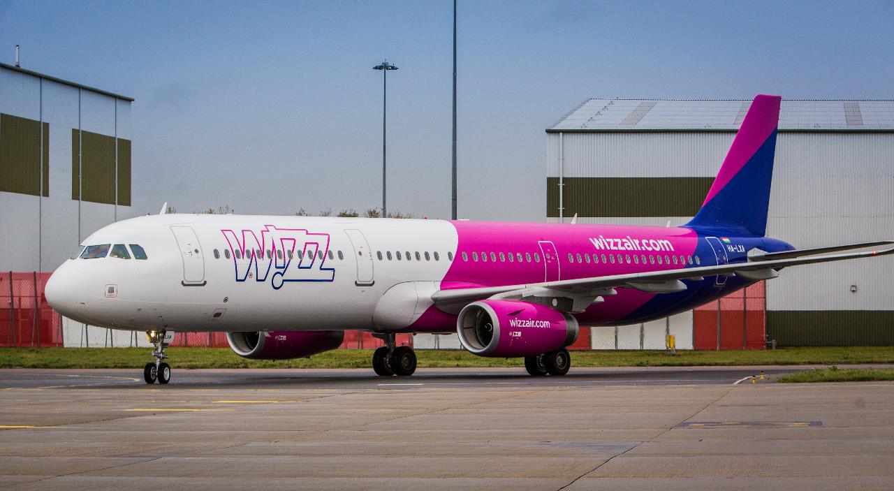 Wizz Air ponúka pre utečencov z Ukrajiny 100-tisíc bezplatných miest na svojich linkách