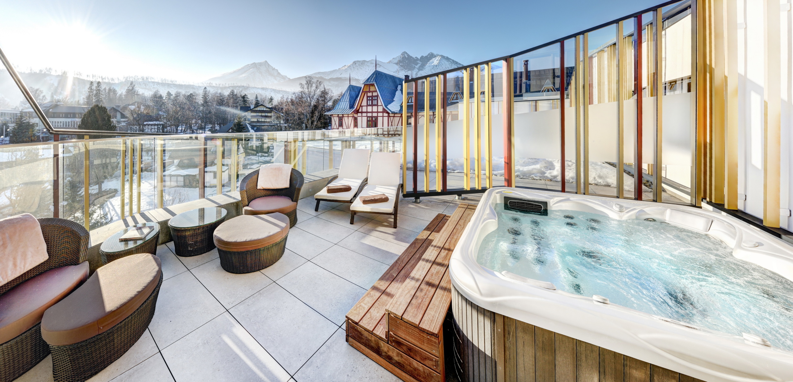 1-Apartman-Maria-Terezia-Hotel-Lomnica-interier-2017_128-7-scaled Víkend s polovičkou? Toto sú najromantickejšie hotely na Slovensku