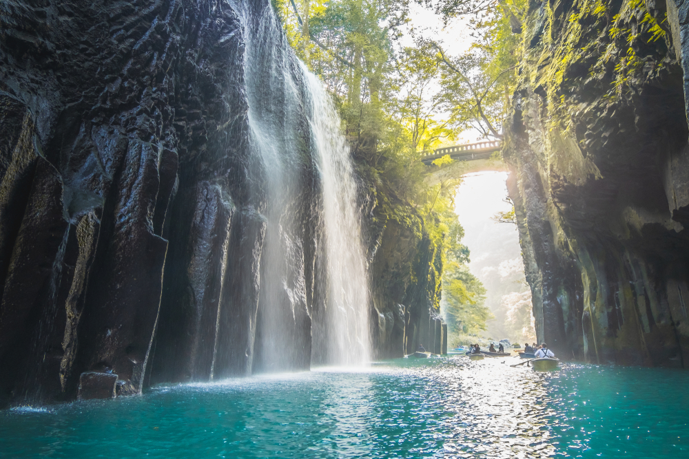 kyushu Japonsko má nový turistický vlak. Premáva po nádhernom ostrove Kyushu