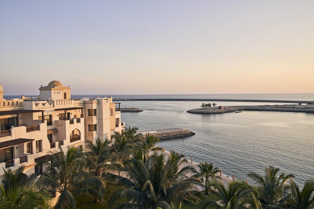 PONUKA DŇA: All inclusive Silvester v Ománe s 5*hotelom za 1999€