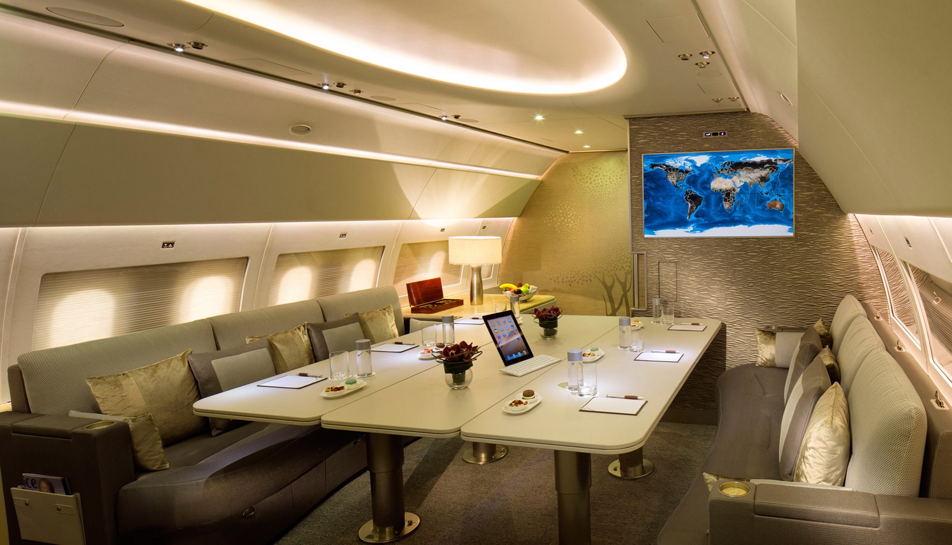 Emirates prenajímajú lietadlo A319 v konfigurácii VIP. Existuje luxusnejšie lietanie?
