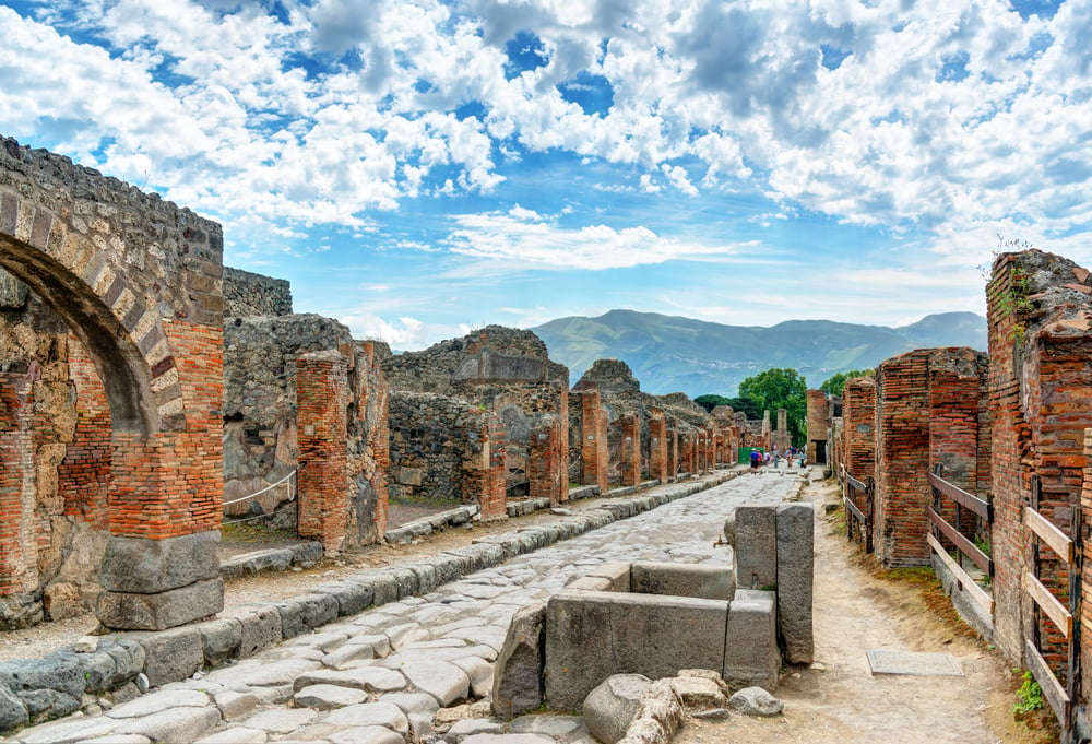 Ruins,Of,Pompeii,Near,Naples,,Italy.,Pompeii,Is,An,Ancient pompeje