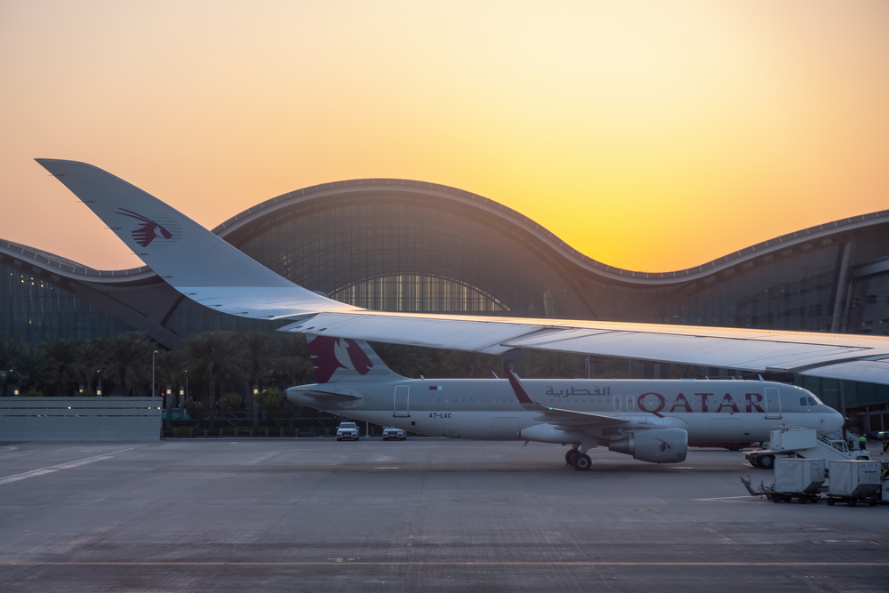 Doha,,Qatar,-,February,2020:,Aircrafts,Of,The,Qatar,Airways Doha sa stala najlepším letiskom sveta pre rok 2021