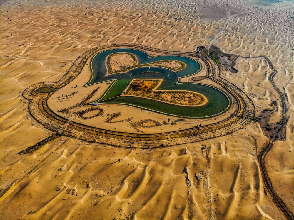 love lakes dubaj