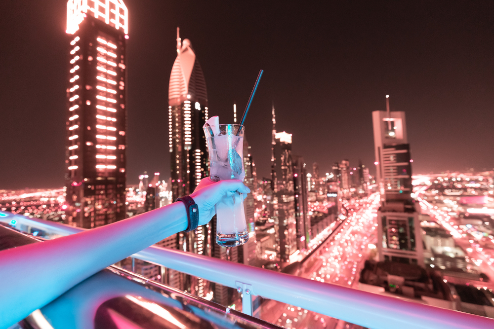 dubaj rooftop bar