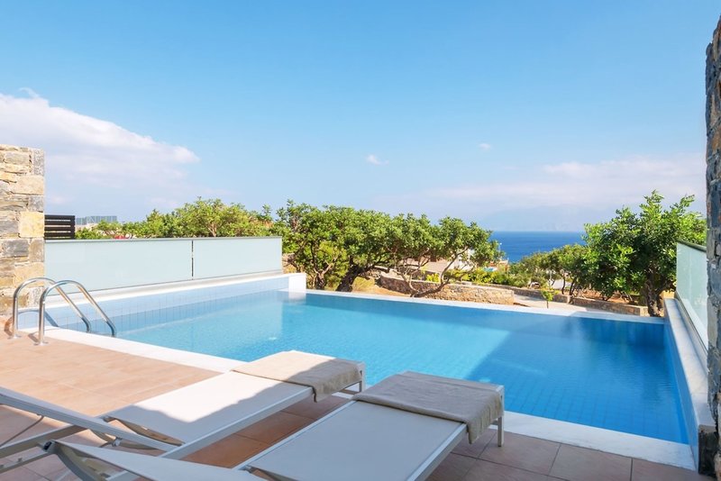 24341725 FIRST MOMENT: Kréta na 11 dní s letenkami, 4* plážovým hotelom a polpenziou za 588€ (bezplatné storno)