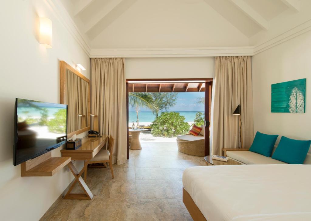 maldivy summer island