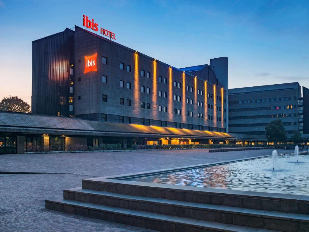 milano ibis ca granda