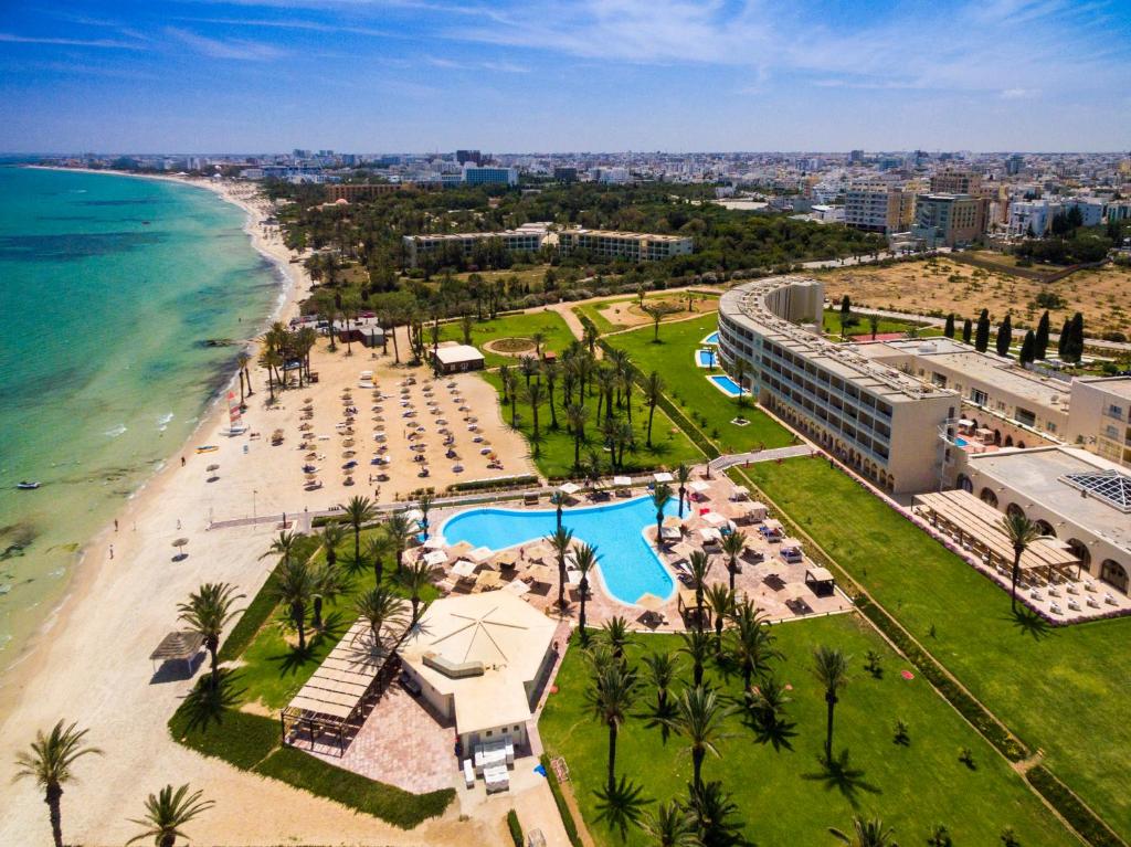 PONUKA DŇA: All inclusive Tunisko s letenkami a 4*hotelom za 845€ (zľava 200€ do 31.5.2022)