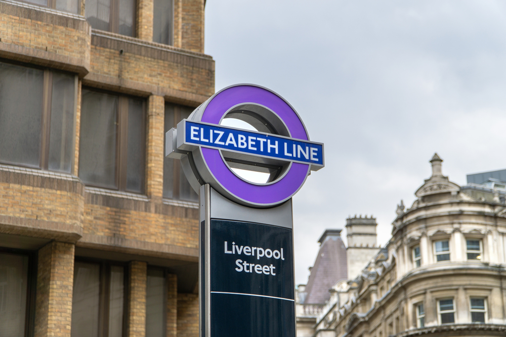 Elizabeth line metro londyn