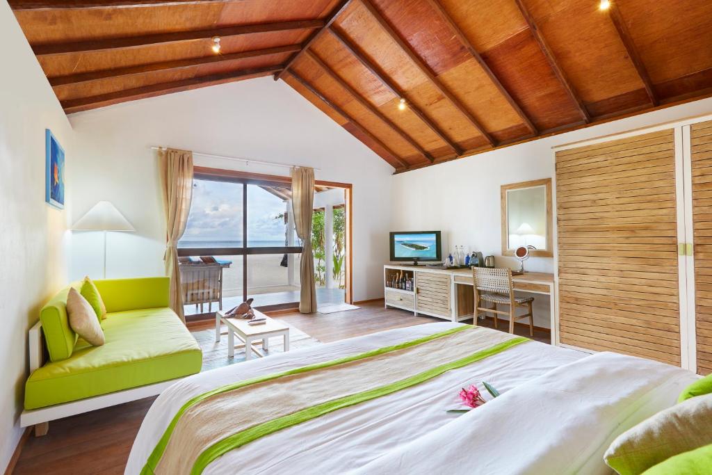 Innahura Maldives Resort