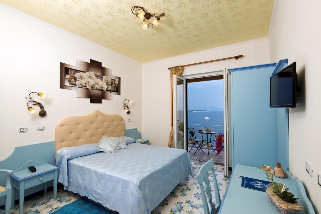 Ischia-3*Hotel GIARDINO Delle NINFE e La FENICE