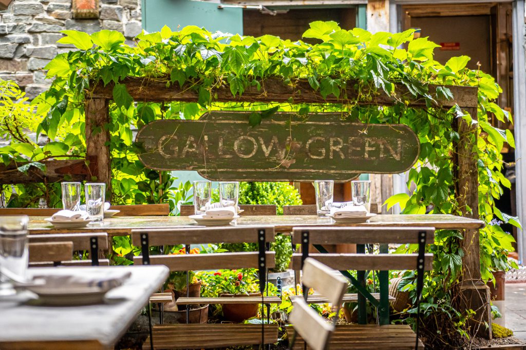 Gallow Green bar