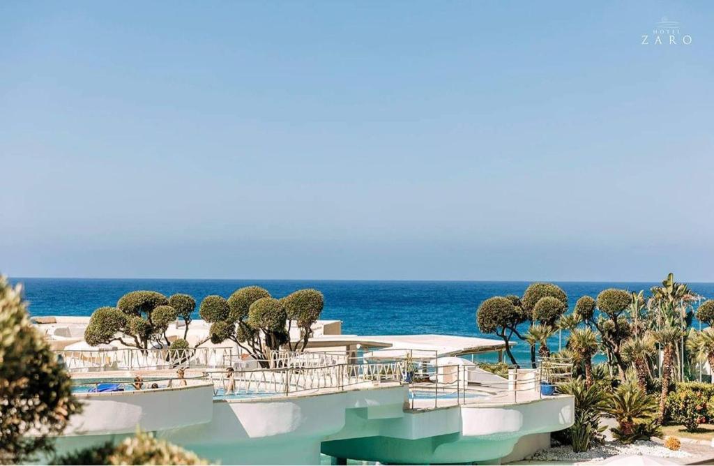 4*Hotel Zaro