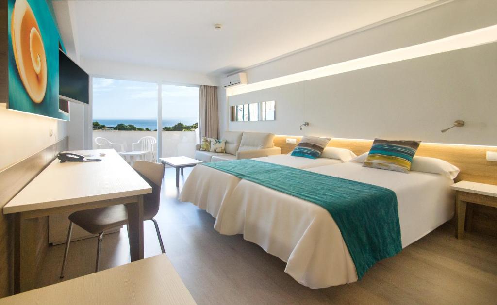 PONUKA DŇA: Malorka s letenkami, 4*adults only hotelom a polpenziou+ od 369€!