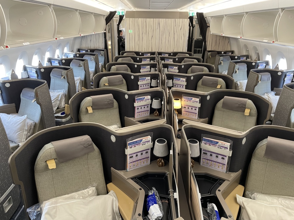 china airlines biznis trieda