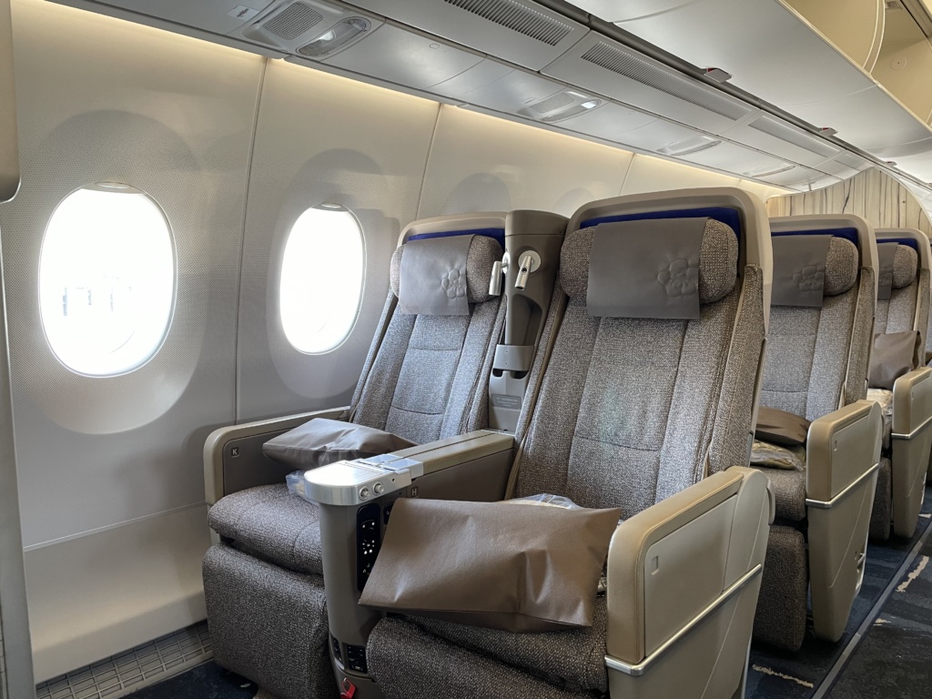 china airlines premium economy