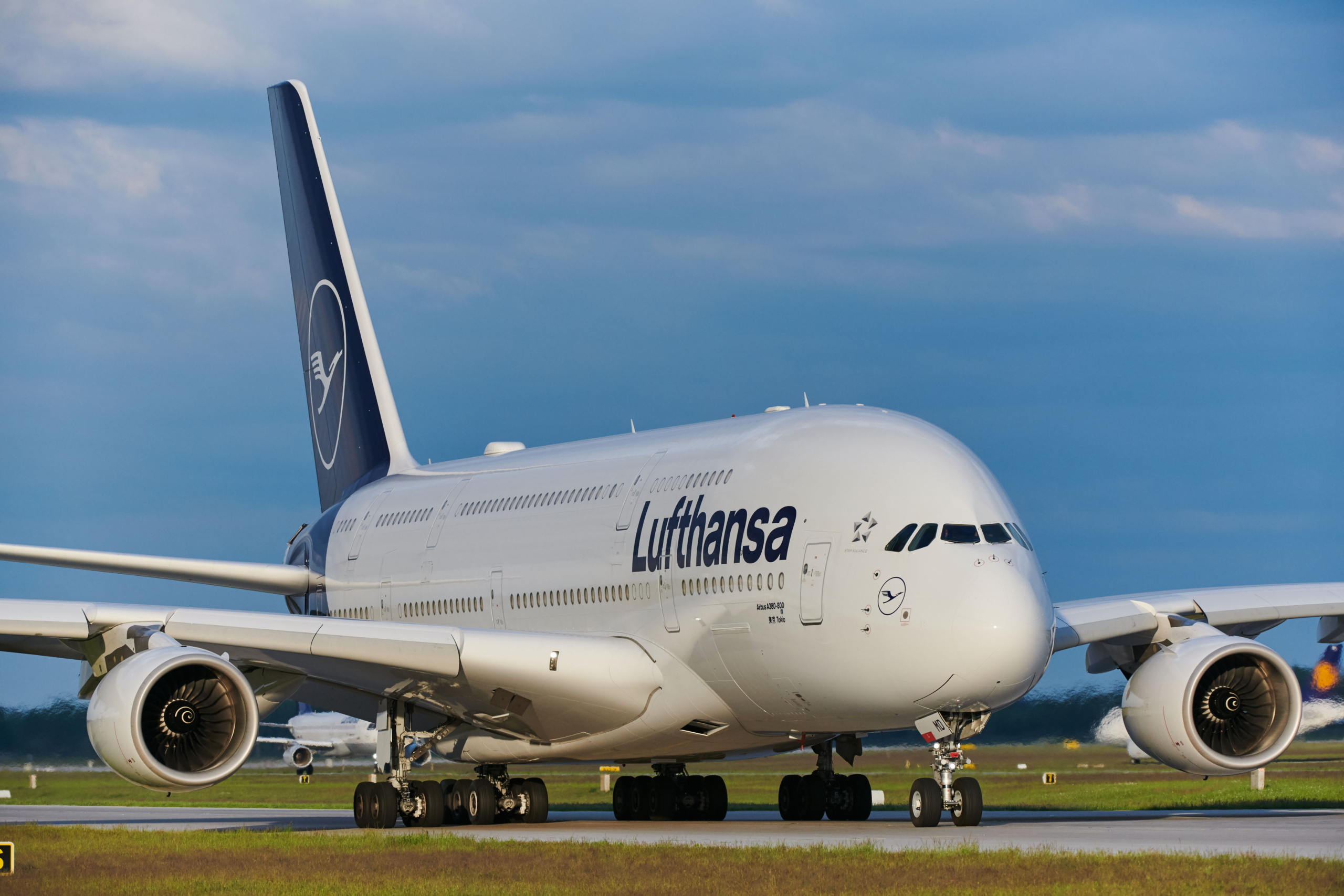 2400_50_4832 Lufthansa pošle najväčšie dopravné lietadlo na svete do Viedne i do Prahy