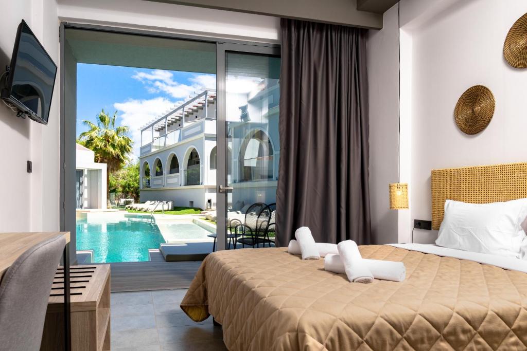 PONUKA DŇA: Last Minute Zakynthos s letenkami, 4*hotelom a all inclusive za 699€ (7 nocí)
