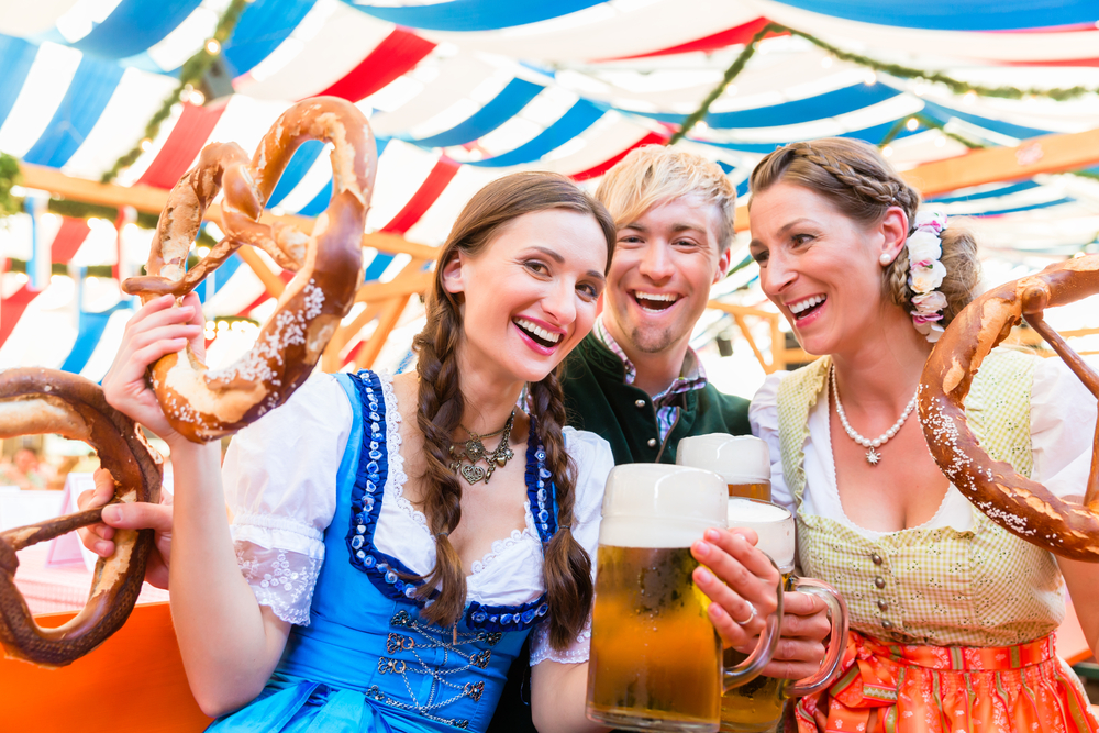 Zaži legendárny Oktoberfest: praktický sprievodca bavorským festivalom