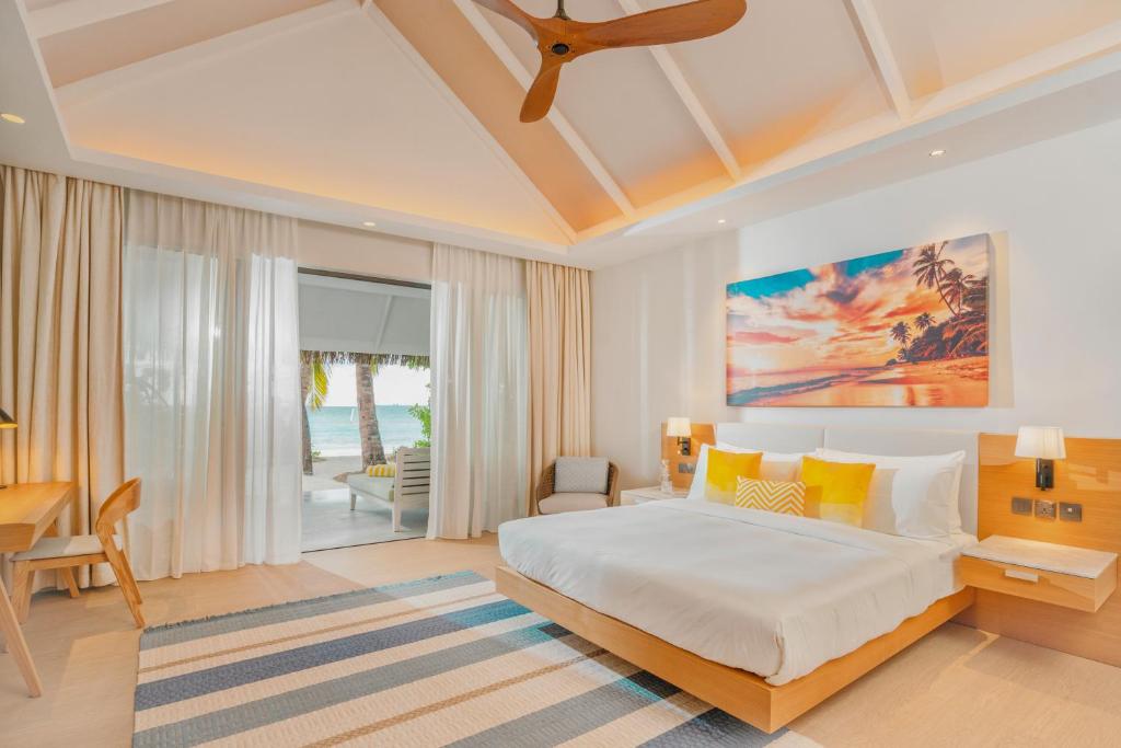 Nova Maldives​*****