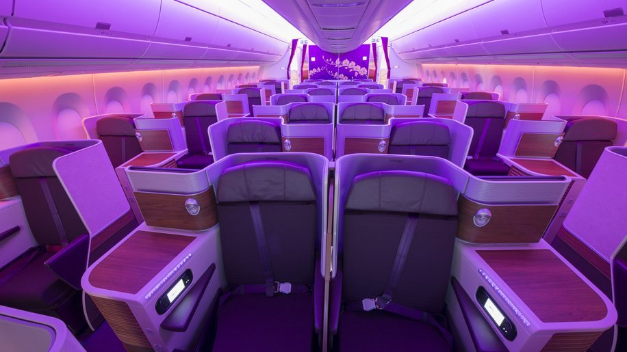 business-cabin-e1472805390463-916x515 Bangkok v luxusnej biznis triede za 1 899€! Skús novinku THAI Airways a leť novým Airbusom A350
